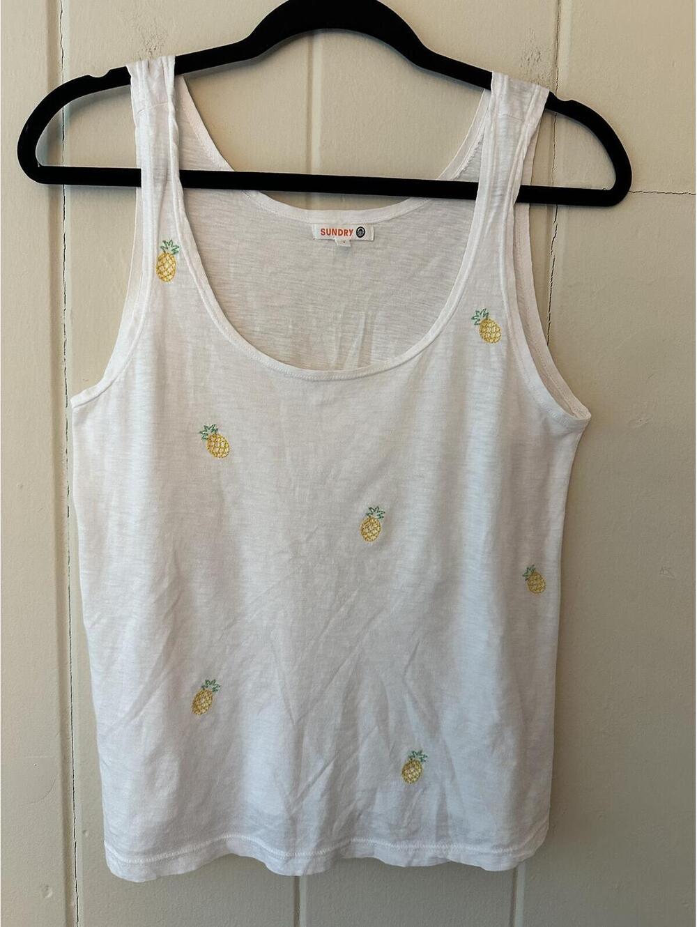 SUNDRY Tank Top White Pima Cotton with Embroidered Pineapples Size 1 Small